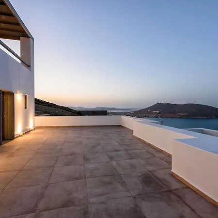 Rising Moon With Sea View & Mini Pool Near Naousa *