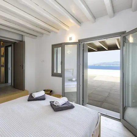 Rising Moon With Sea View & Mini Pool Near Naousa Molos (Paros)
