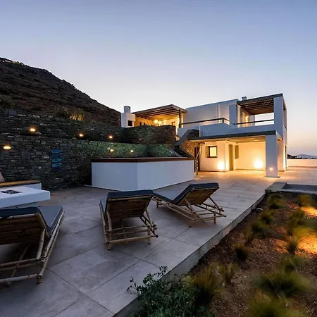 Villa Rising Moon With Sea View & Mini Pool Near Naousa Molos (Paros)