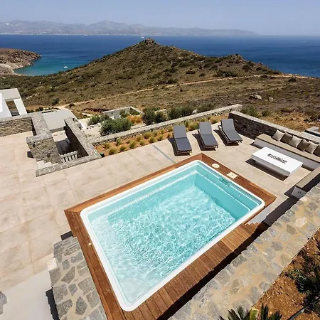 Rising Moon With Sea View & Mini Pool Near Naousa * Molos (Paros)