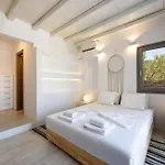 Вилла Rising Moon Villa With Sea View & Mini Pool Near Naousa