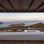 Вилла Rising Moon Villa With Sea View & Mini Pool Near Naousa Molos (Paros)