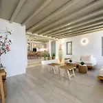 Rising Moon Villa With Sea View & Mini Pool Near Naousa Вилла *
