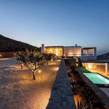 Rising Moon Near Naousa And The Villa *